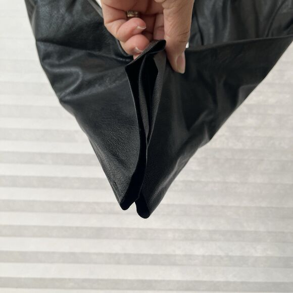 Comando 7/8 Faux Leather Leggings black, size L, NWT. 4 way stretch, raw-cut hem - Picture 4 of 9